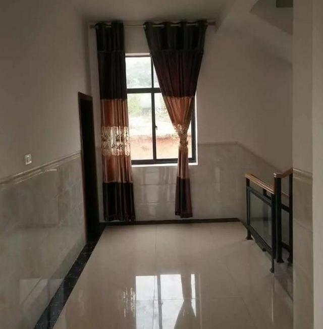 花光積蓄在老家建個(gè)別墅，前前后后花掉70萬(wàn)，大家看可值得？