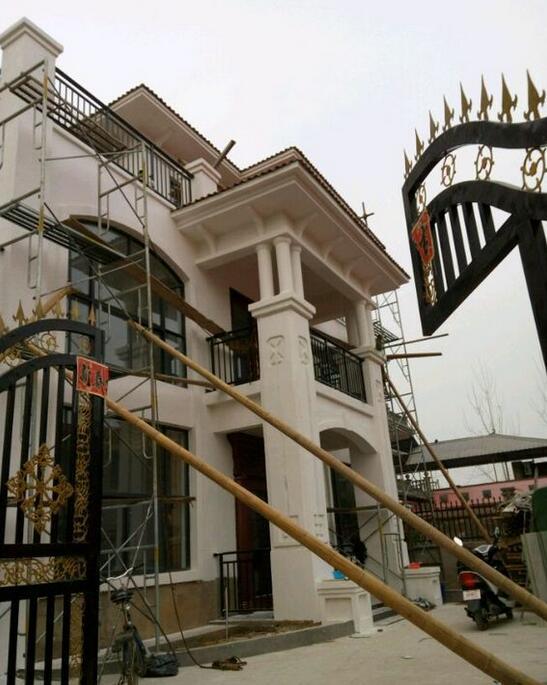 這農村自建房建出來，效果和布局引來全村人效仿！