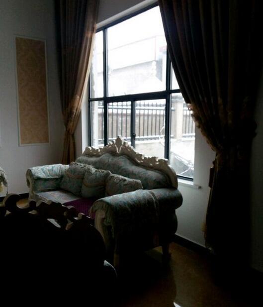 這農村自建房建出來，效果和布局引來全村人效仿！