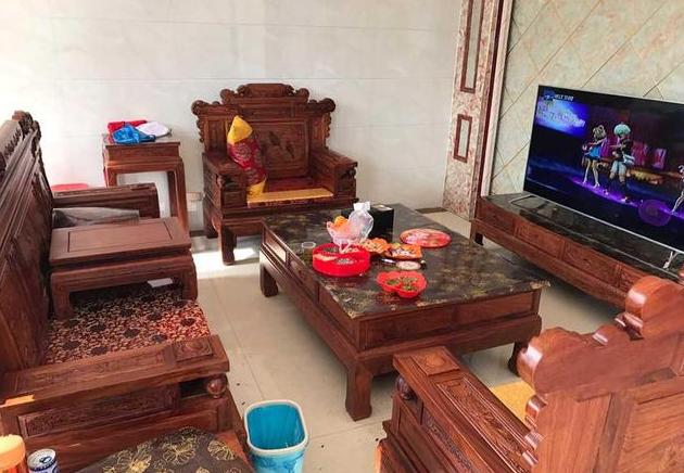 老家3層房子終于建好了，我嫁到農村，變得特別有面子！