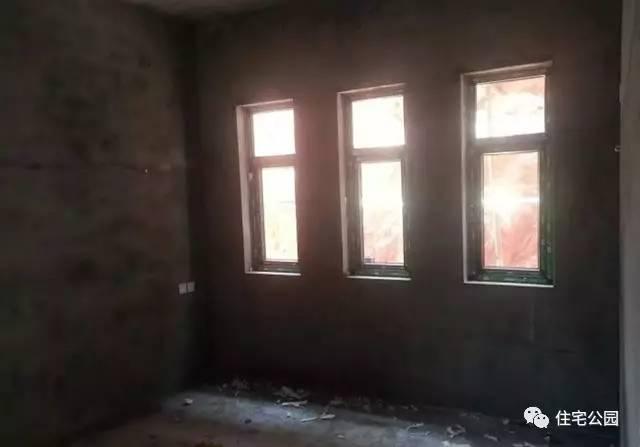 70后老夫妻合伙開山，40萬為兒子建棟獨一無二的2層婚房！