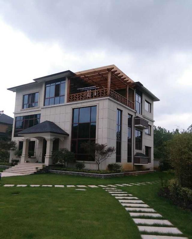 有錢不投資房產，卻回鄉下建別墅，是不是傻