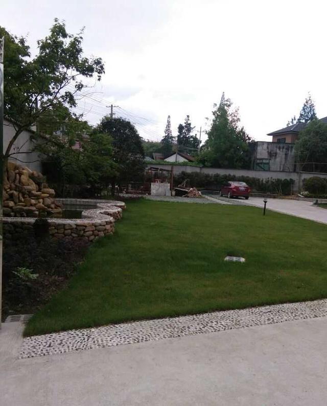 有錢不投資房產，卻回鄉下建別墅，是不是傻