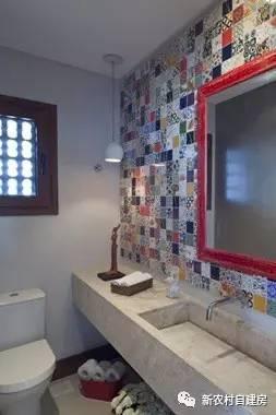 用紅磚建套現代別墅，鄰居看了只有羨慕的份