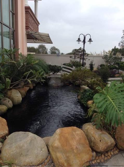 造價千萬的農(nóng)村豪宅，一塊石頭就花了45萬