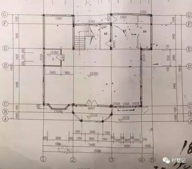 帶旋轉樓梯的二層農村別墅，引眾人參觀（附實拍）