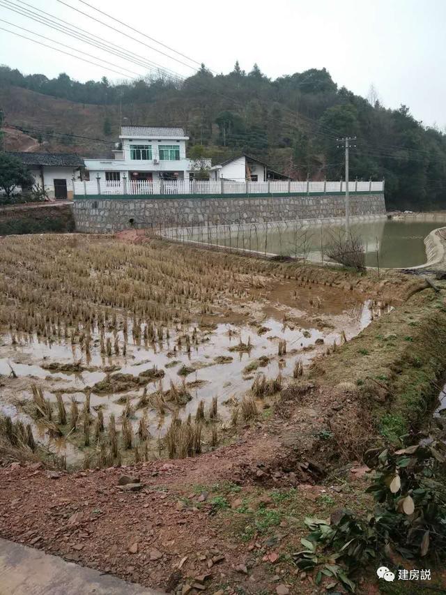 湖南長沙兩層農村老房子舊顏換新貌，顏值大漲直逼農村別墅