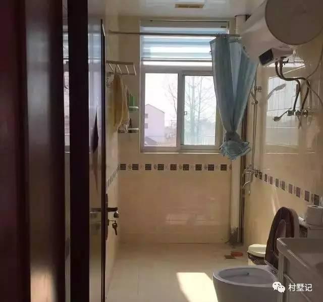 曬一曬咱村新蓋的三層別墅，是整個(gè)村最豪華的