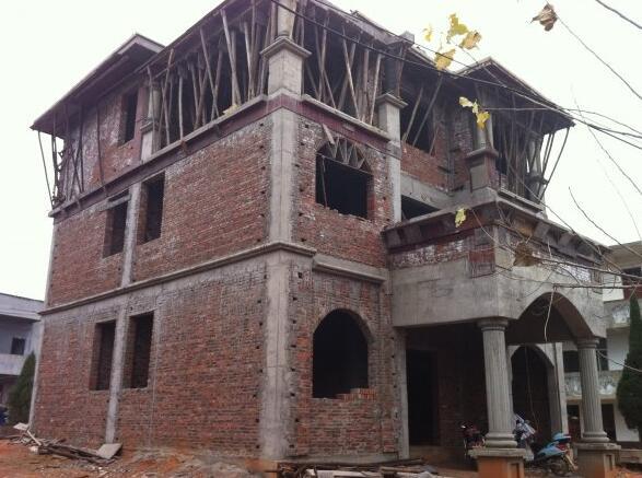 11.4米x11.5米農(nóng)村自建房，有前院還有后院，別說不羨慕