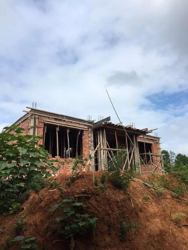 11.5米×10.5米自建小別墅建成，終于實現父母多年的心愿