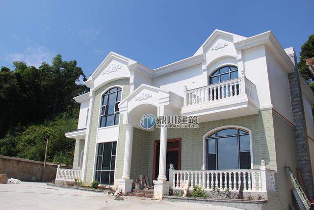 35萬建一棟這樣素雅的小別墅，城里的商品房可遠遠比不上！