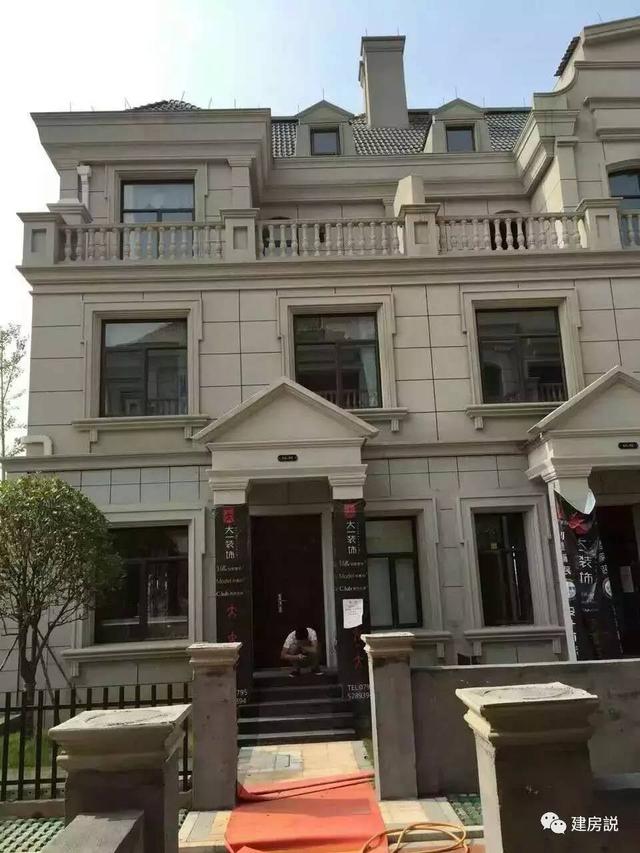 這十棟農村自建別墅，其中有一棟丑出了新高度