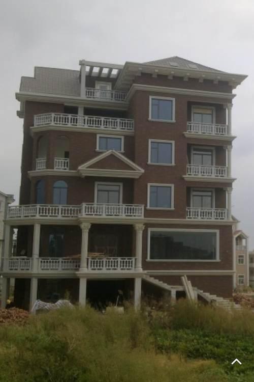 借錢也要建別墅，農村建房這樣攀比值不值