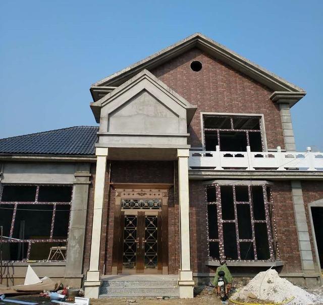 為什么蓋房子一定要把大門做好？看了這15棟別墅你懂了嗎？