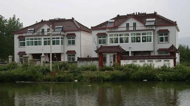 2026年城市戶口也能繼承農(nóng)村房屋，但需滿足以下條件