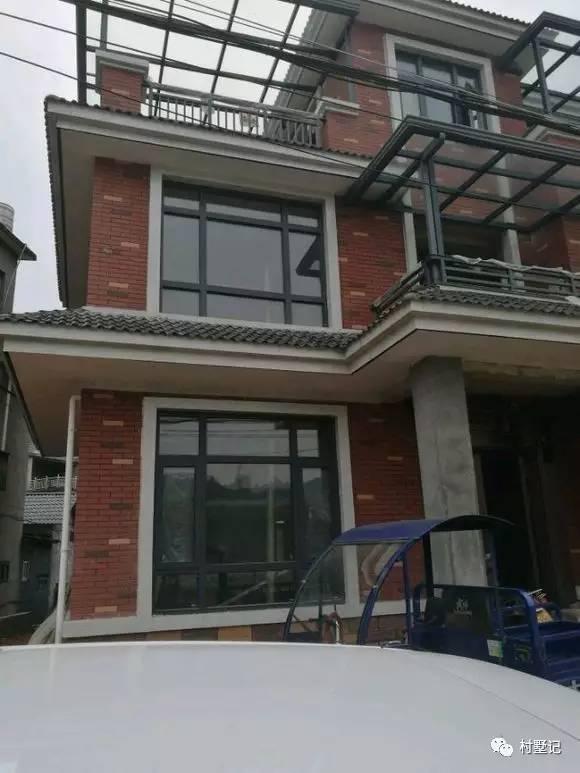 三層的農村別墅，這樣裝修便宜又美觀