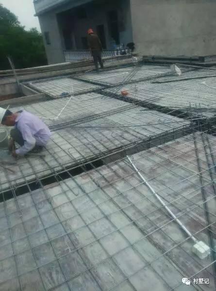 經(jīng)典兩層農(nóng)村別墅戶型，真實(shí)建造過(guò)程，建好效果很亮眼