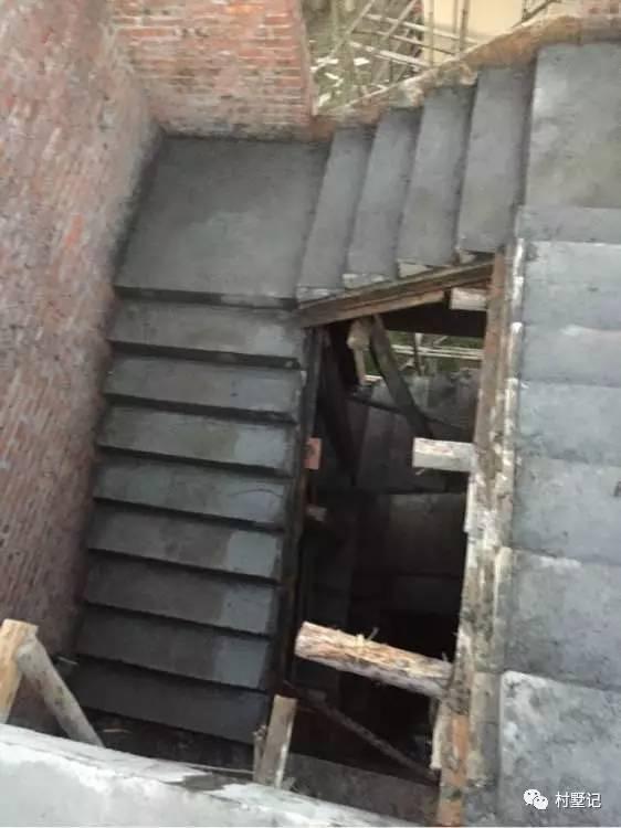 26萬三層農村自建房，媲美城里百萬別墅