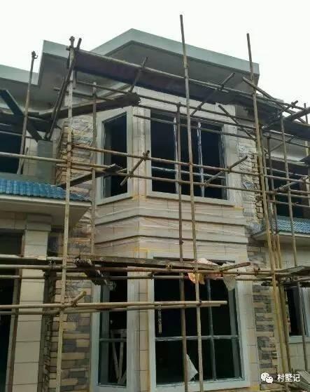 網友直播建房過程，高顏值農村別墅秒殺商品房