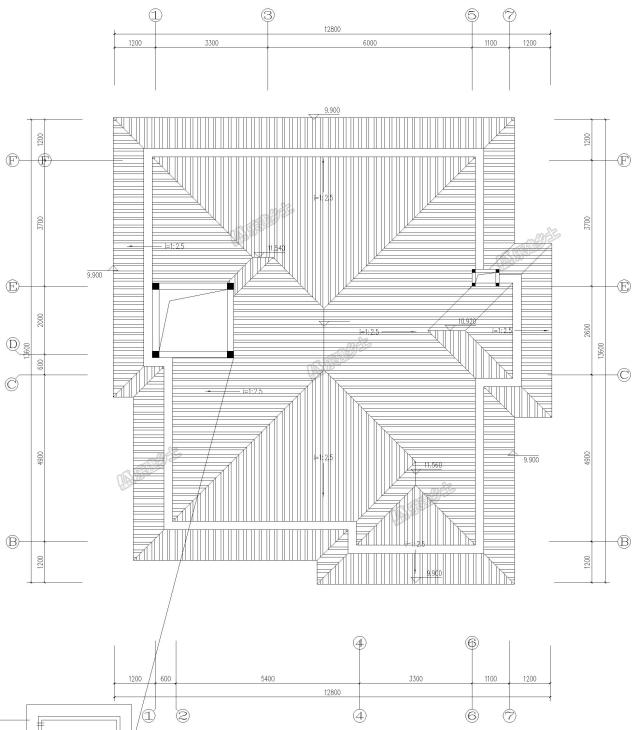 三層帶地下室歐式別墅，采光井設計改善地下室環境