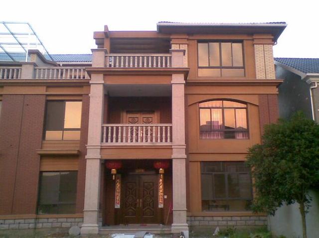 農村一帶一路上都是別墅，看的城里人羨慕不已