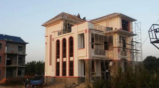 農村一帶一路上都是別墅，看的城里人羨慕不已