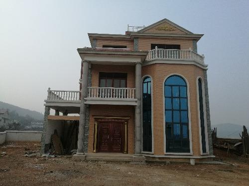 農村一帶一路上都是別墅，看的城里人羨慕不已