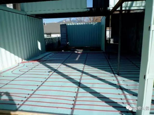 建別墅，能用集裝箱？挑空客廳都行，看看人家就知道