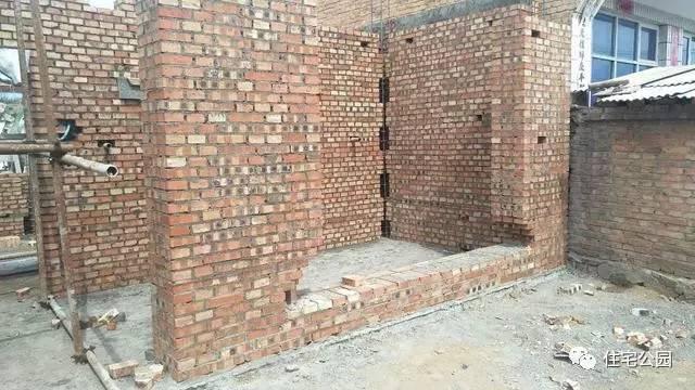 農村蓋房實拍，河北18萬就能建起一套2層小別墅？