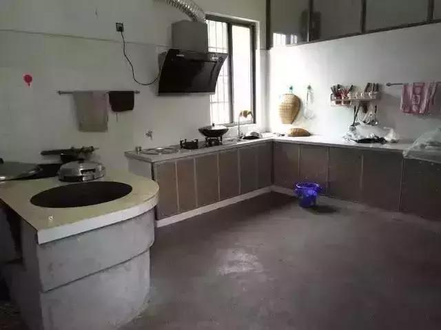 第一次去女朋友農(nóng)村老家, 被她家別墅嚇到了!