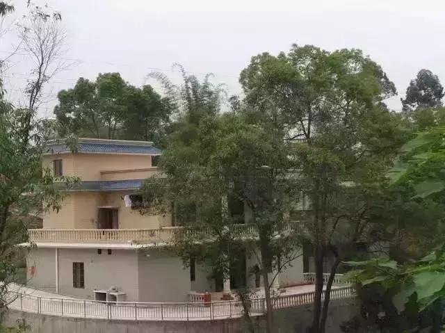 第一次去女朋友農(nóng)村老家, 被她家別墅嚇到了!