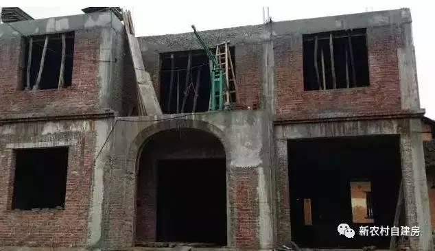 爸媽非要建堂屋，布局改了三四次，這下終于好了