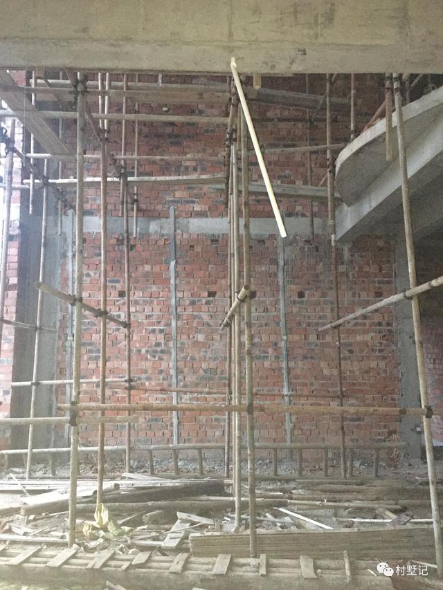 湖南小伙花40萬為父母建農村別墅，溫馨又實用