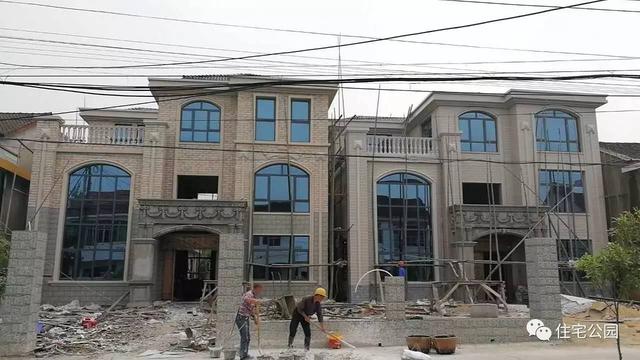 湖南大叔35萬蓋別墅含外裝修，他是怎么做到的？