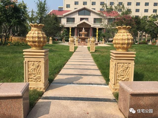 山東豪擲500萬自建園林美景，故宮后花園都不能與之匹敵！