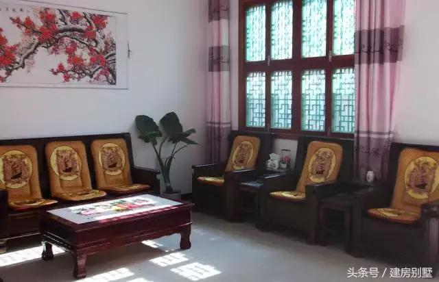 陜西自建四合院式住宅，古色古香，全被一個海爾太陽能熱水器毀了