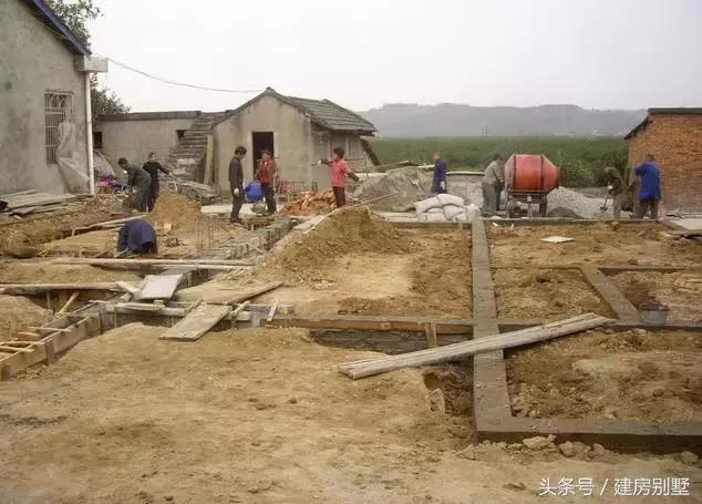 20萬打造三層農(nóng)村小樓房，為了省錢用預(yù)制板遭痛斥