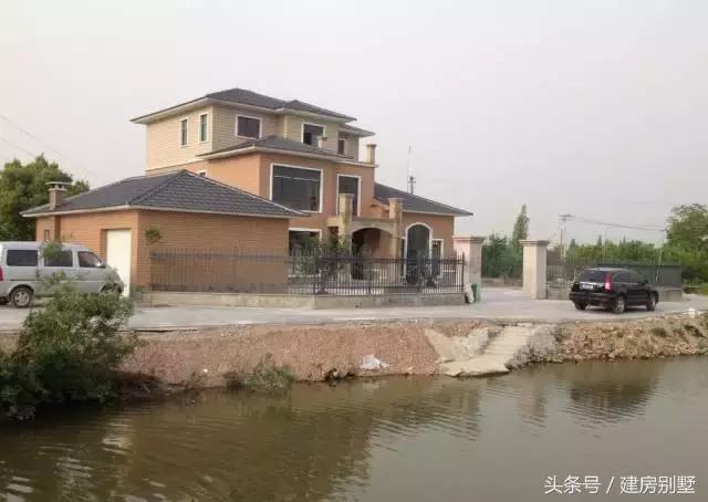 100萬自建庭院式別墅，仿若明星上千萬買的豪宅