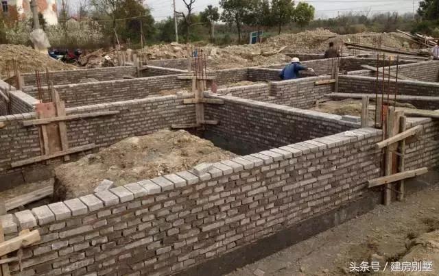 100萬自建庭院式別墅，仿若明星上千萬買的豪宅