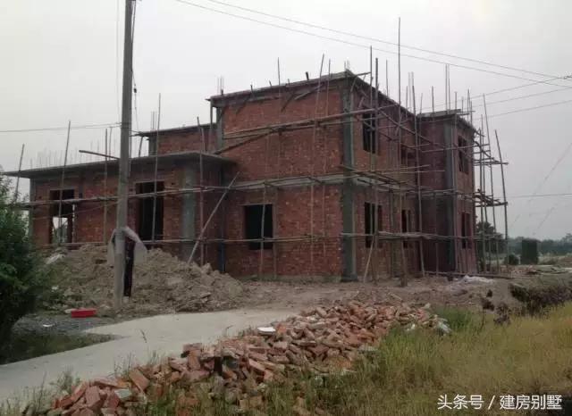 100萬自建庭院式別墅，仿若明星上千萬買的豪宅