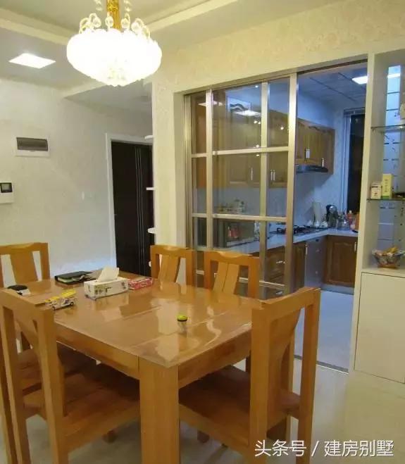 江蘇美女回娘家干了件動靜不小的事兒，鄰村的都跑來看熱鬧