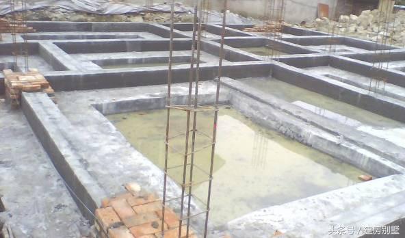 北京小伙自建三層帶庭院農(nóng)村別墅，爸爸媽媽超滿意