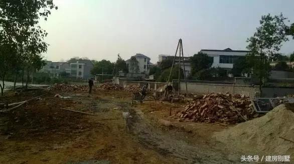 湖南80后帶媳婦回家蓋起農村別墅，從此過上“地主”般的生活