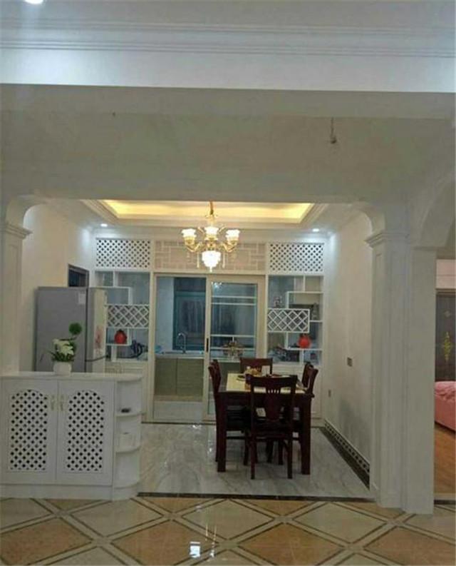 曬曬我的自建房，村里首富花了65萬蓋的，全村人都搶著要參觀