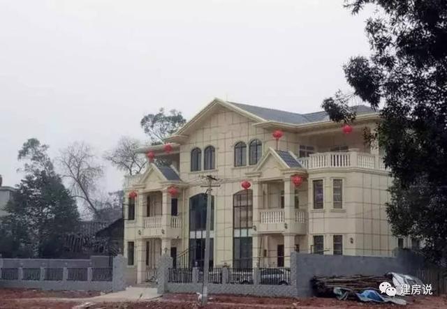 四川兄弟倆花65萬自建三層別墅，外觀漂亮經(jīng)濟實用