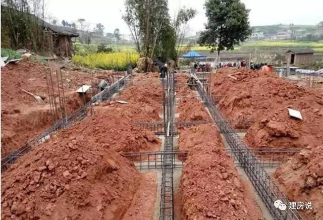 四川兄弟倆花65萬自建三層別墅，外觀漂亮經(jīng)濟實用