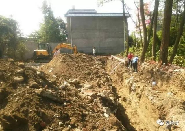 網友40萬自建農村別墅三合院，中式花園引全村沸騰