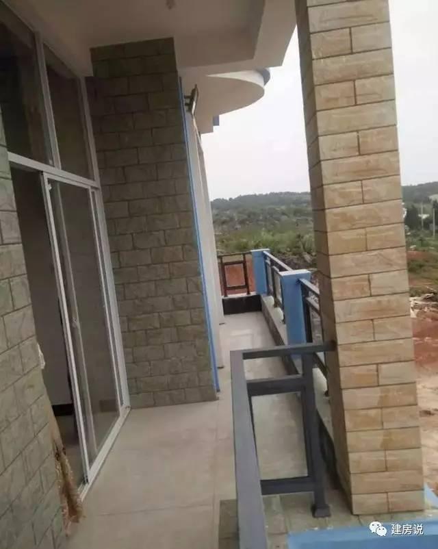 云南網友53萬自建三層洋別墅，內設KTV媲美百萬豪宅