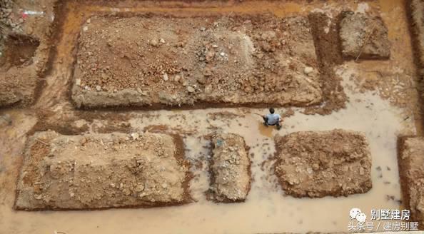 江西老表50萬自建農村別墅，做了件讓全家都揚眉吐氣的事兒