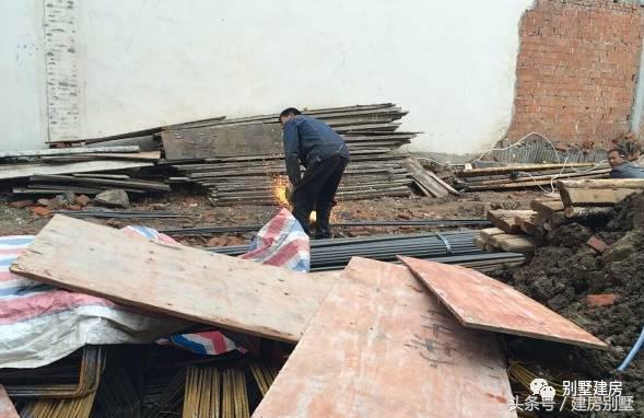 70后浙江美女回老家建三層別墅，孝敬爸媽，頤養天年